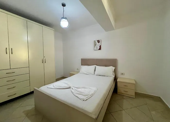 K&v * Sarandë